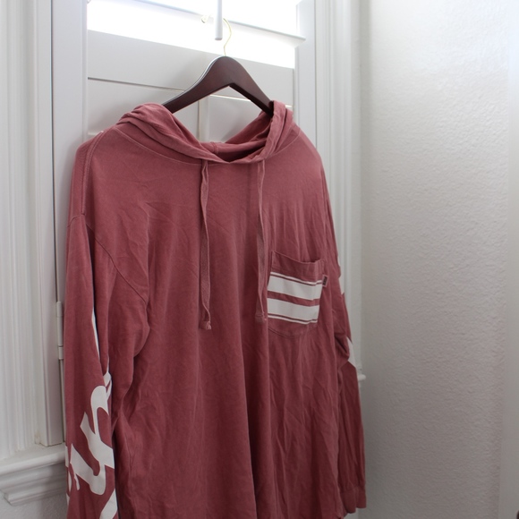 Pink long sleeve with hood - Picture 2 of 2